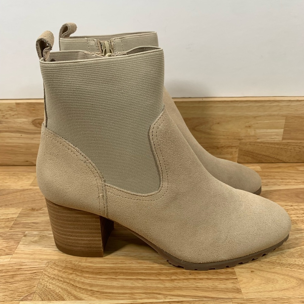 New Violet‎ & Red 8.5 Tan Beige Loaded Knit Cuff Bootie Stacked Heel Boots